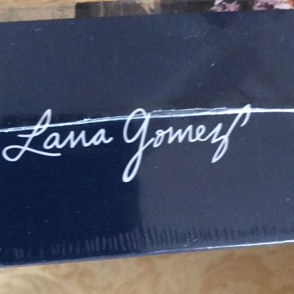 Jigsaw Puzzle- Art by Lana Gomez- 500 pieces- NIB - Picture 4 of 8